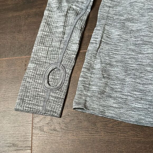 Lululemon Long Sleeve Gray Swiftly - Size 6 - Picture 2 of 7